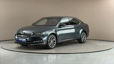 &Scaron;koda Superb